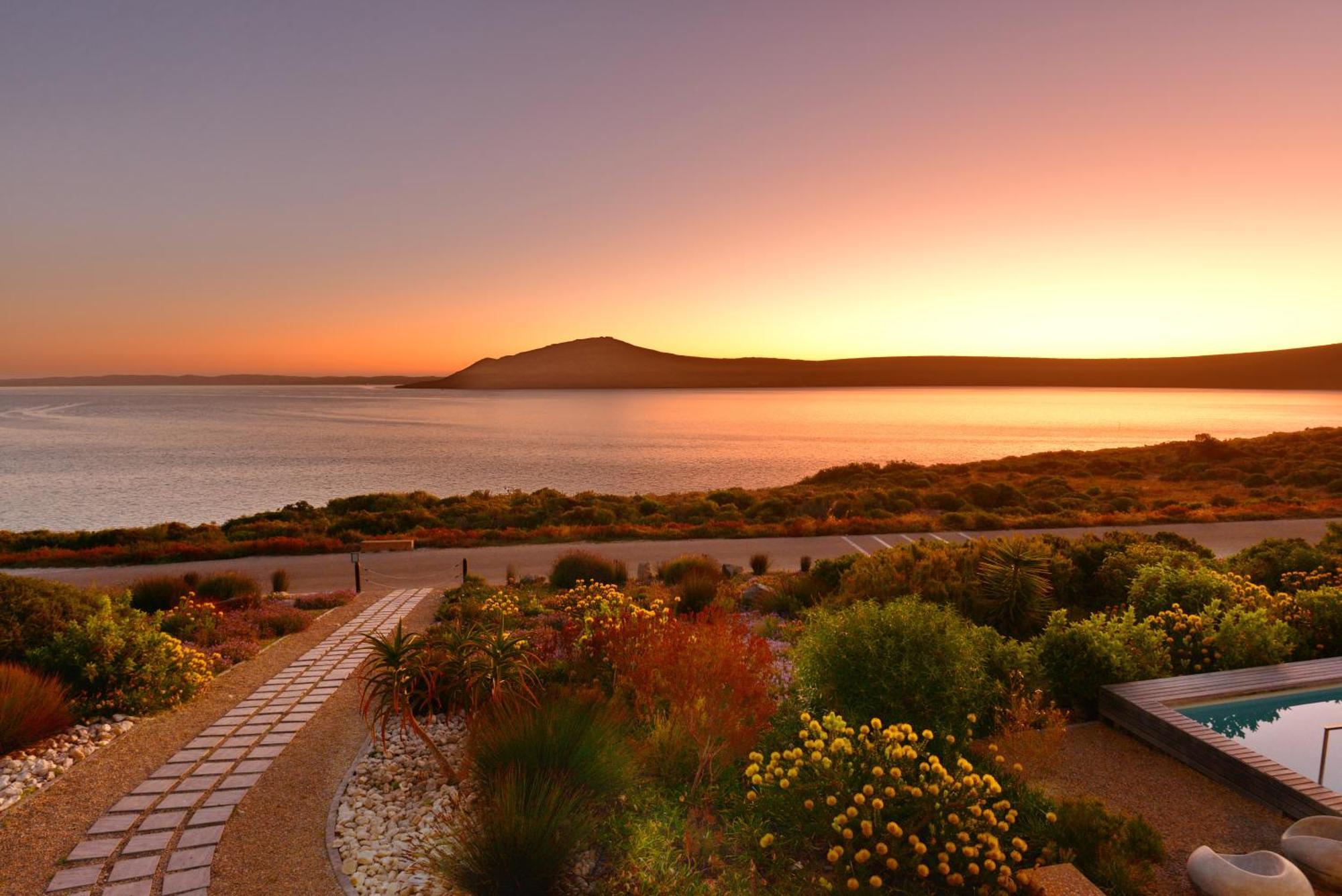 The Shark Bay Boutique Hotel & Spa Лангебан Экстерьер фото